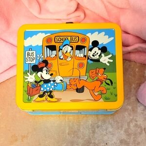 Vintage Mickey and Minnie Mouse Lunch Box NWOT